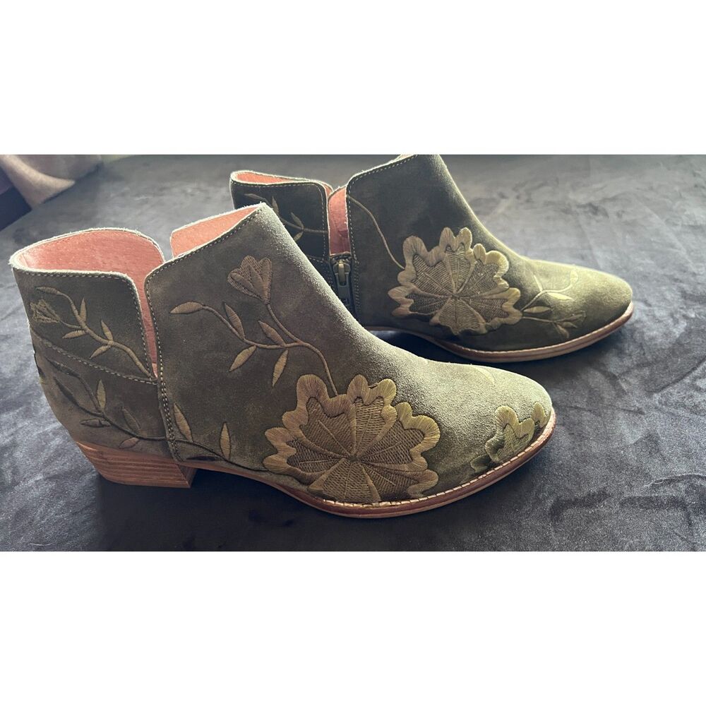 Seychelles Anthropologie Lantern Embroidered Suede Leather Ankle Booties 10 - Picture 3 of 8